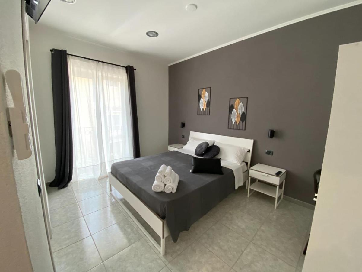 Amaris Bed & Breakfast ตอร์โตลี ภายนอก รูปภาพ